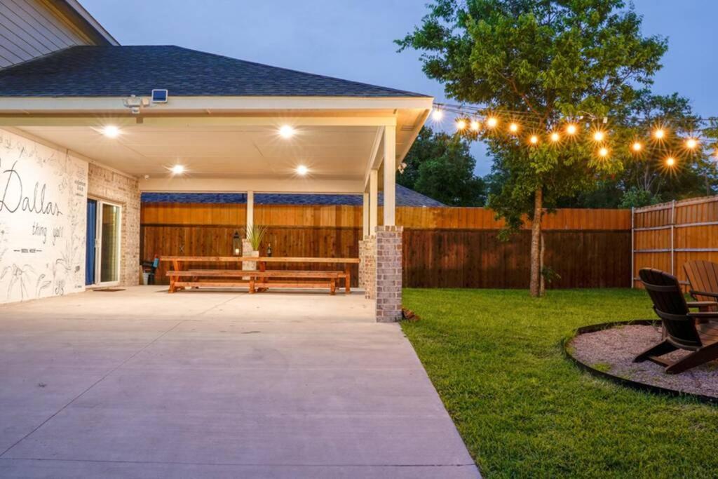 Dallas 4Br Large Yard W Hot Tub , Fire Pit And Basketball Hoop Екстер'єр фото